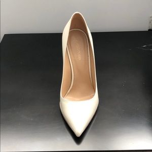 Sergio Rossi pumps (white) great condition.
